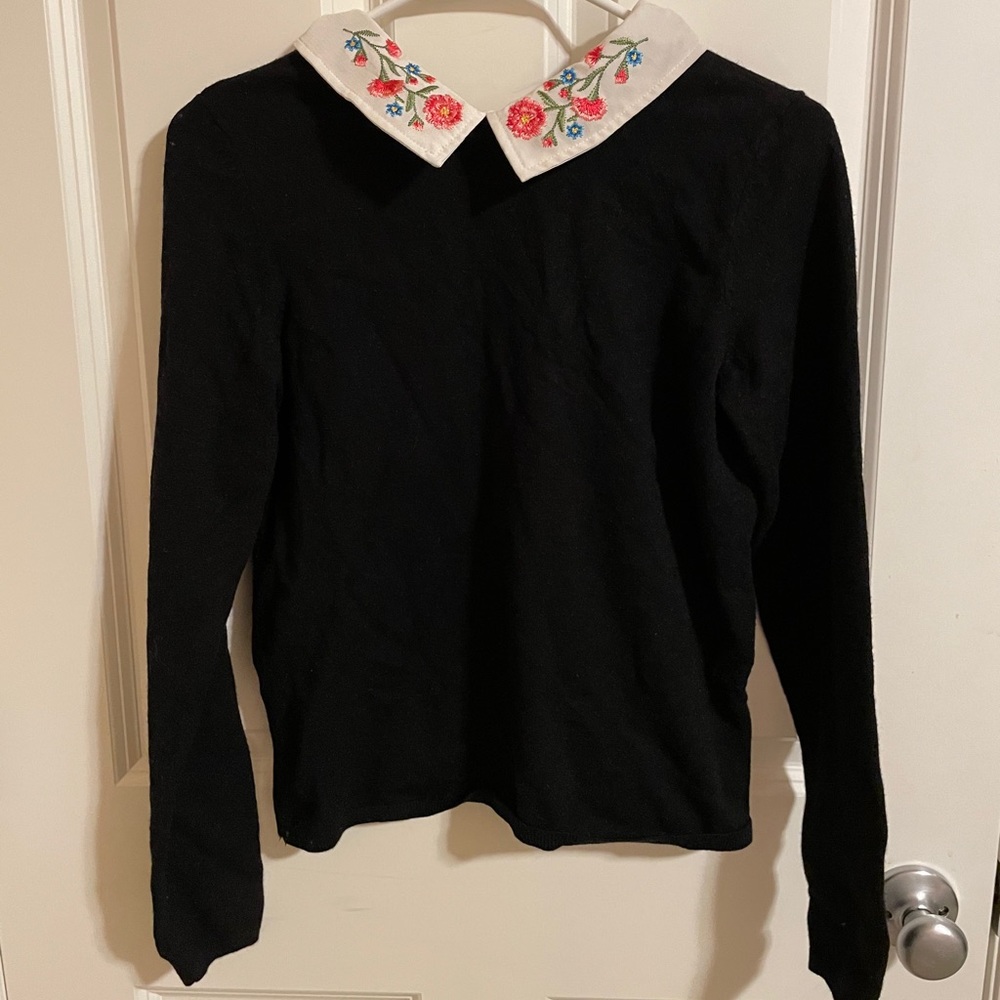 White with flowers collard black long sleeve